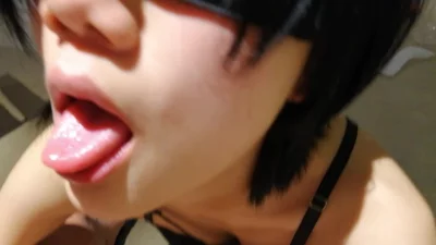 [原创] 做梦也没想到幼师老婆能这么骚现在已经可以口爆吃精了